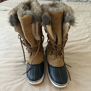 Northside Snow Boots - 10W